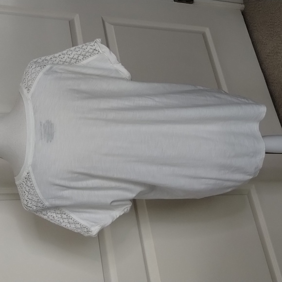 Westbound crochet shoulders heather slub white V-neck tee draw up hem - Picture 5 of 10